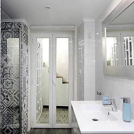 Ps Flats-av Liberdade Vi - Clean&safe Stamp Hotel 3*